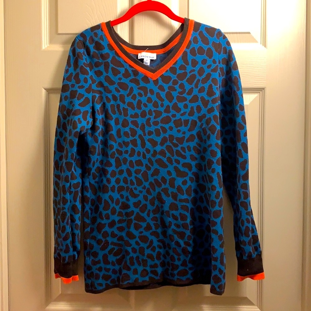 NWT Lemon Way Leopard XS Blue Black V neck sweater